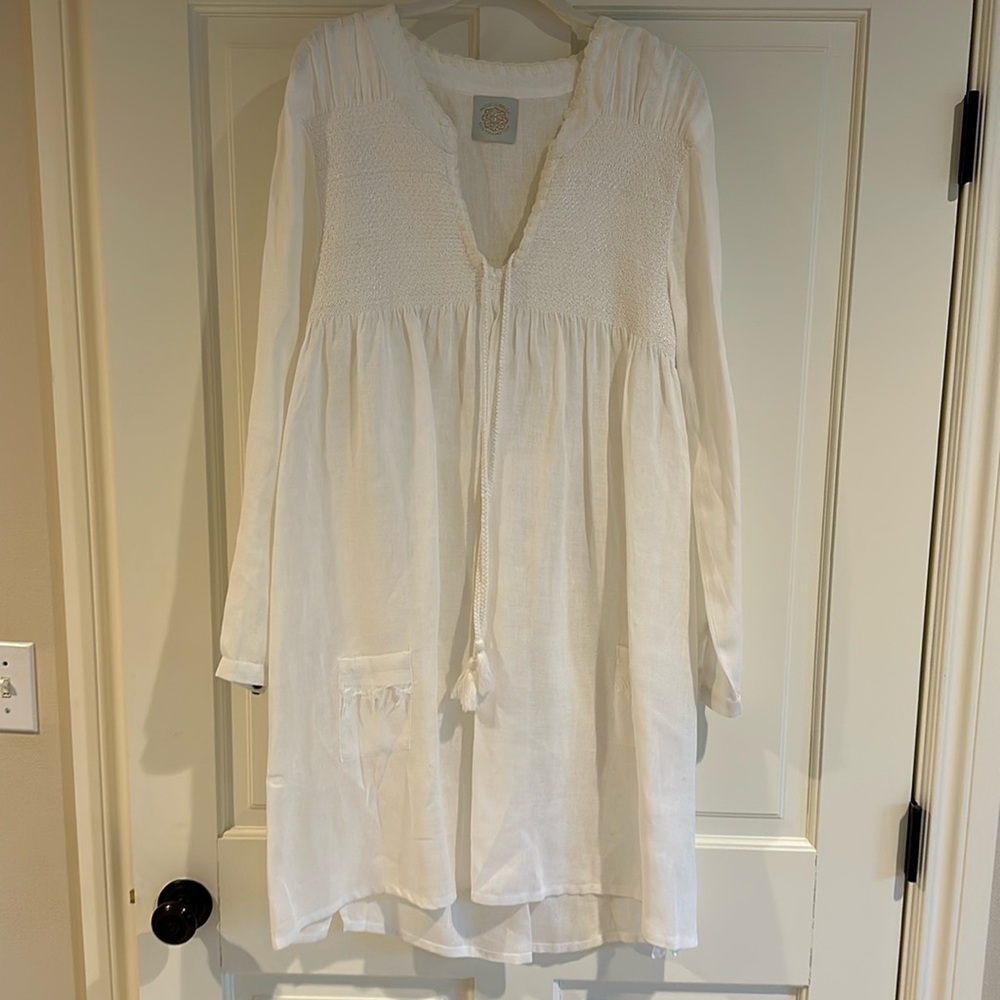 Piccola Bella Southampton linen beach coverup